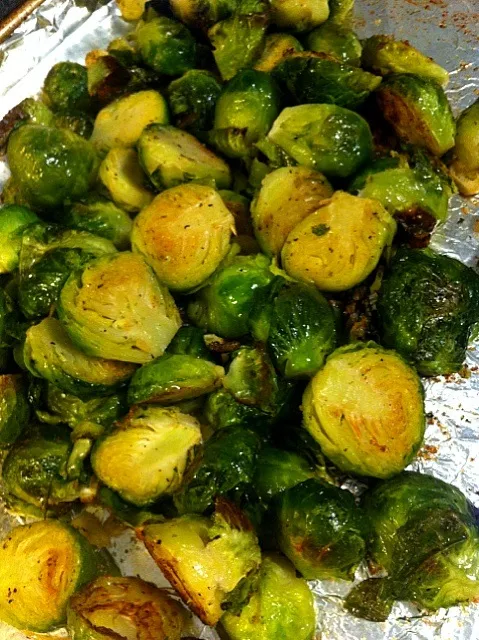 Roasted Brussel Sprouts|trina phamさん