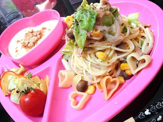 Snapdishの料理写真:キャベツとツナのパスタ 〜糸こん入り〜|ゆかたろさん