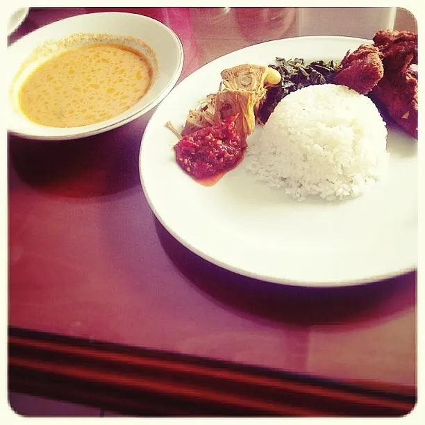 Nasi padang😚👍🍛|natalia chrstineさん