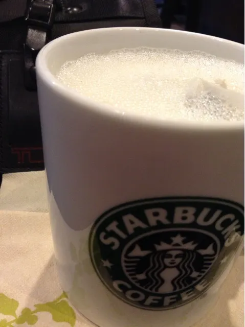 トール・エキストラホット・フルリーフ・ソイ・チャイティー・ラテ・ノンシロップ・ノンフォーム #starbucks|Takashi H.さん