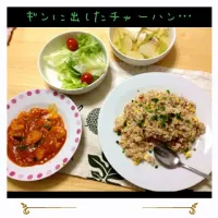 Snapdishの料理写真:ONE PIECE★ギンに出した炒飯…メチャクチャまずい(うまい)スープ…エビチリ|愛瑠さん