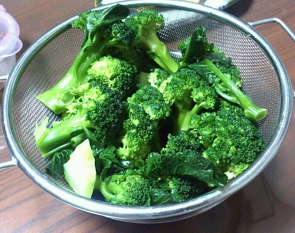 oishii broccoli <3 :-)|joさん