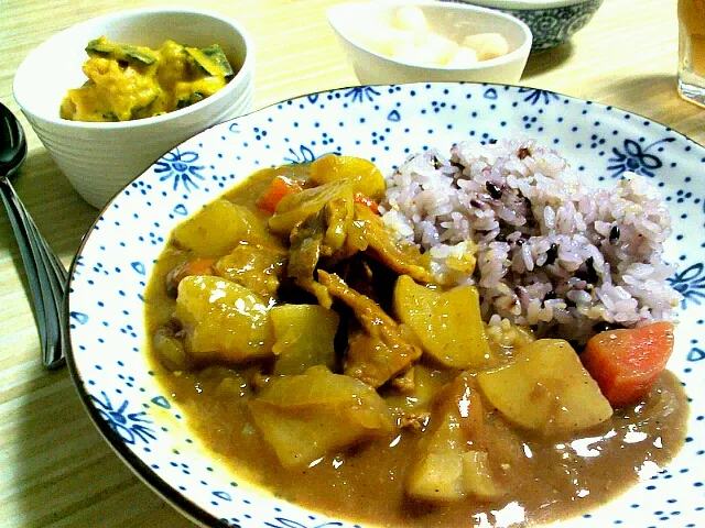 お芋の替わりに大根ごろごろカレー！|cookさん