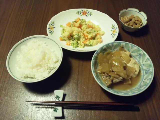 さつまいもサラダ、肉豆腐、納豆|okazakiさん