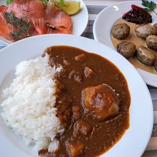 IKEAのカレー・Curry and Rice! at IKEA Food Court|Everyday eat a curry.さん