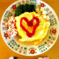 Snapdishの料理写真:たまご乗っけオムライス☆|かなちょさん