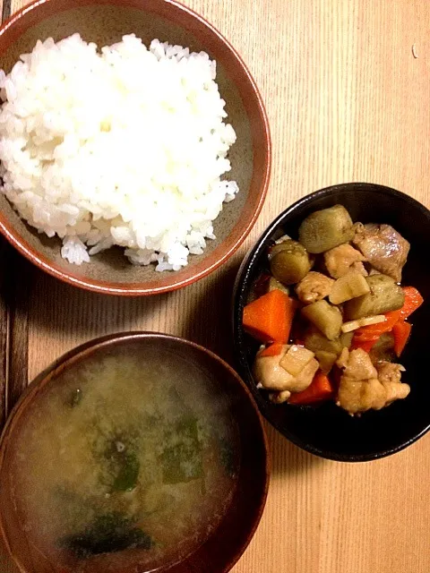 鶏とゴボウの酢煮込み|たかおさん