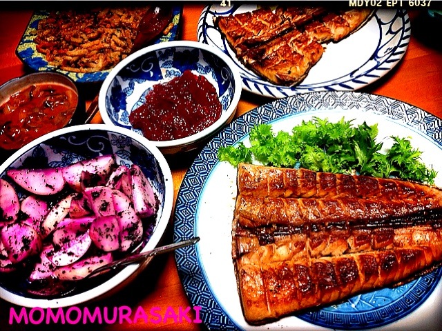 マグロのはらすガーリックバター醤油 塩焼き かぶのゆかり和え 筋子 しのちゃんのポテトアンチョビガーリックバターo もも Snapdish スナップディッシュ Id 0uqpwa