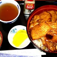 Snapdishの料理写真:豚丼|サトシさん