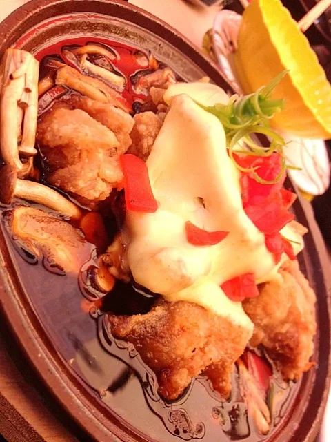 Snapdishの料理写真:Fried chicken with cheese and mushroom in sauce|prissyさん