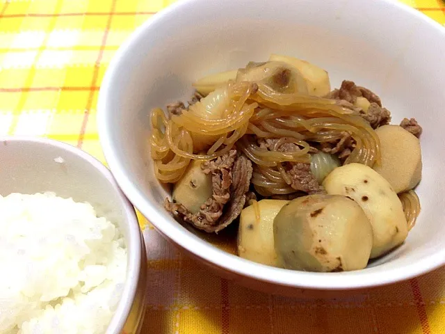 里芋と牛肉で煮物！|まっすぅさん