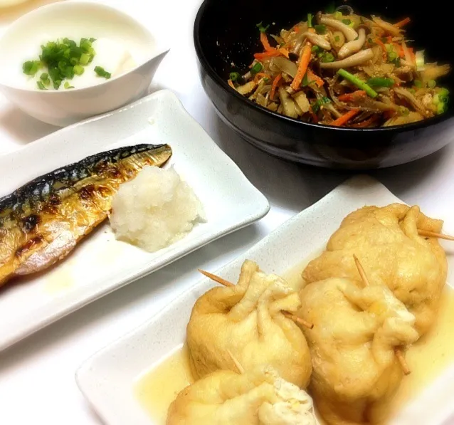 今日の献立～鶏挽肉の油揚包み煮❅鯖の塩焼❅きんぴらゴボウ～|むーみんさん