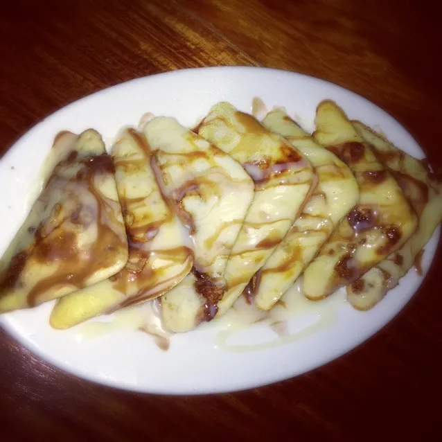 Snapdishの料理写真:My milkychoco waffles :))|Zarahlee Liwag Talagさん