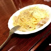 豚肉と玉ねぎのパスタ。|わきおくん。さん