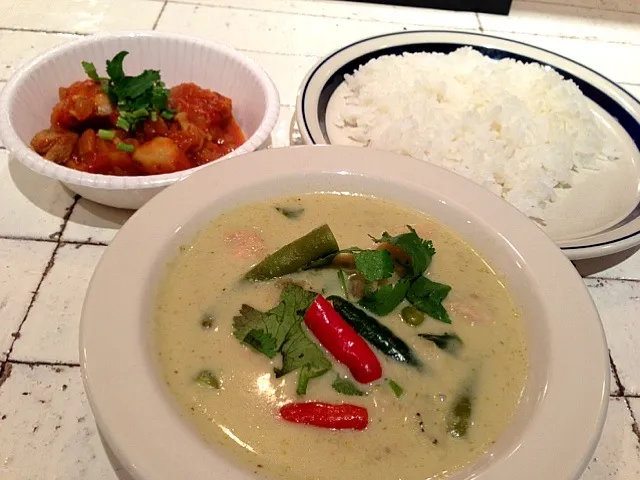 タイカレーとチキンカレー|たなき じゅんやさん