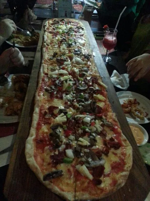 1meter pizza|evi yapiraさん