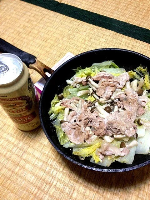 白菜と豚肉としめじの蒸し焼き|あみたにさん