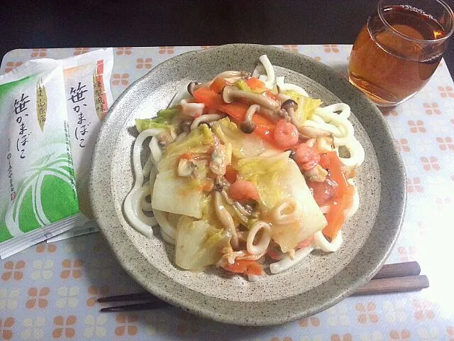 Snapdishの料理写真:海鮮あんかけうどん･笹かま|ayAkaさん