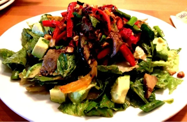 Grilled #Vegetable #Salad from California Pizza Kitchen|sooprcoolchicaさん