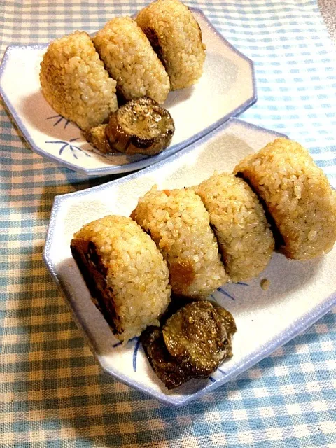 味噌焼きおにぎり|たびもかさん