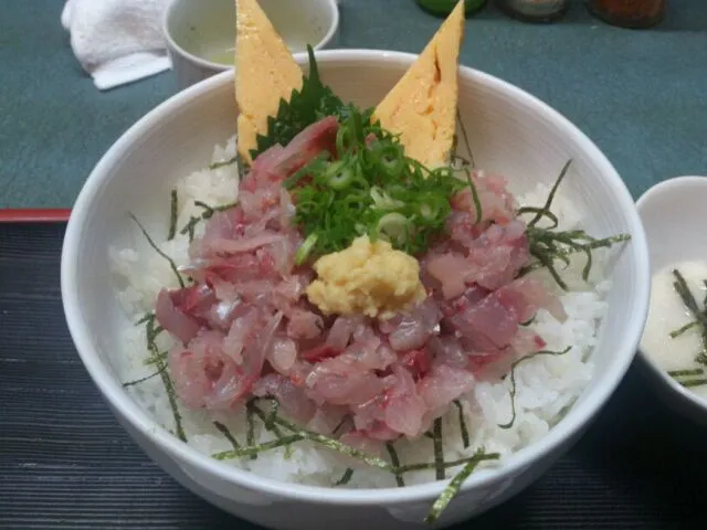 鯵のたたき丼|やかんちゃんさん