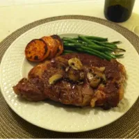 Rib Eye Steak w Yam & Green Beans|Toshi Gotoさん