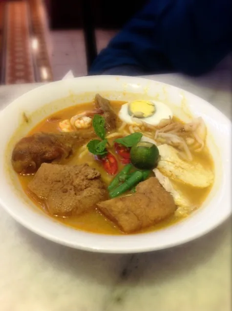 Kopitiam mee curry|munirah abdullahさん