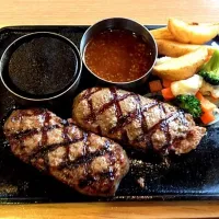 Snapdishの料理写真:ハンバーグ|タクモリさん