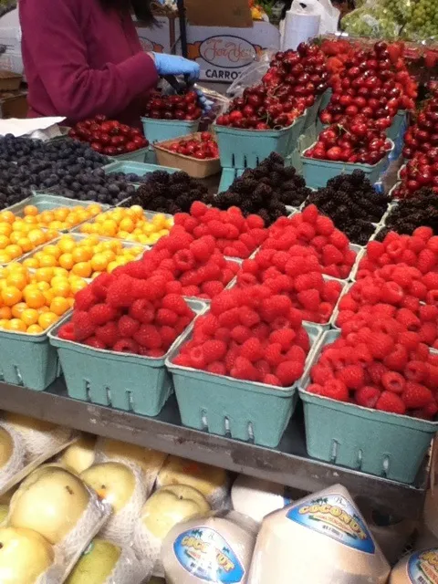 Farmers Market @Granville Island in Vancouver|miho uemueraさん