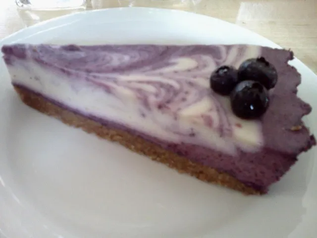 Raw Blueberry Cheese Cake|miho uemueraさん