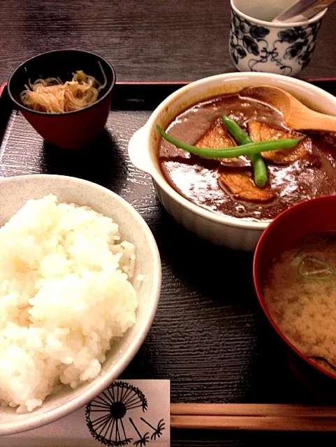 牛すじシチュー定食|ヨーコさん