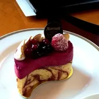 カシスのケーキ|小坂明里さん