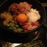 Snapdishの料理写真:恵比寿 鶏味蔵 鶏納豆手巻き！|skoopさん