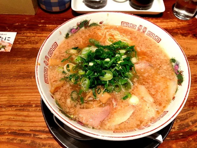 ラーメンますたに しょう油ベース背脂チャッチャッ系|久下さん