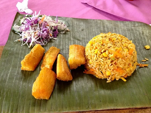 Snapdishの料理写真:chicken rice with deep fried potato♡|Nanakoさん