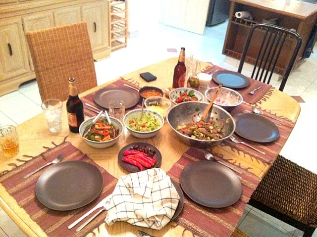 Mexican and Thai food with friends|Jorge Bernal Márquezさん