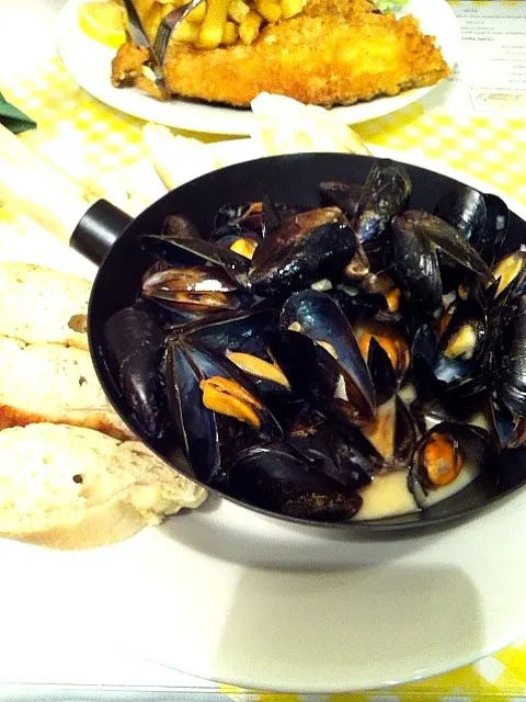 Mussel at my favourite restaurant.|hi tommyさん