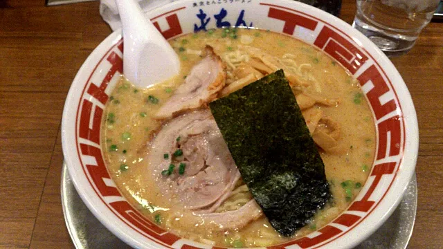 味噌ラーメン 屯ちん|石さん