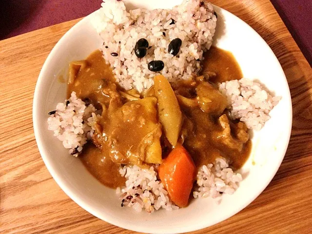 Snapdishの料理写真:根菜カレーに浸かるクマちゃんにしたかったのに(^^;;|よよさん