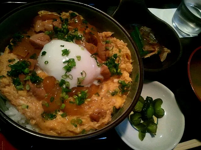 Snapdishの料理写真:親子丼定食|MikKKさん