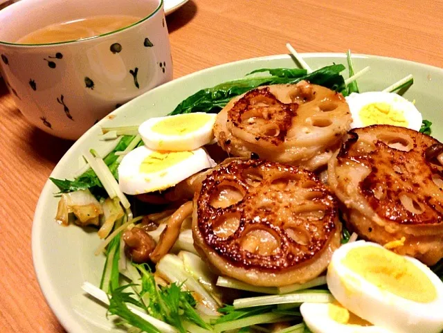 Snapdishの料理写真:れんこんバーグ|伊藤ゆきこさん