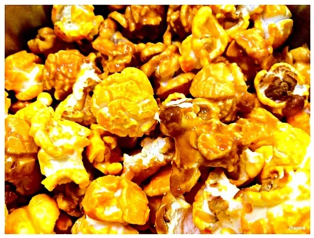 Karamel Krisp & Cheese Popcorn|Jhanineさん