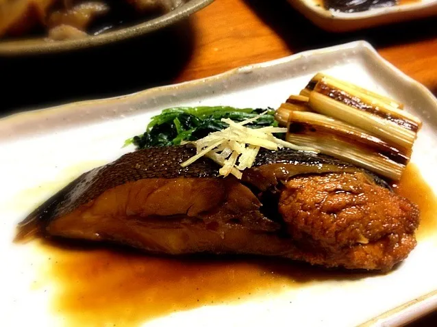 Snapdishの料理写真:カレイの煮付け Boiled flounder(karei)|まる(丸大豆)さん