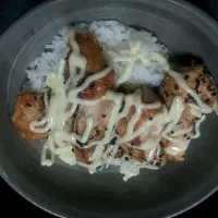 Snapdishの料理写真:手作り トリマヨ丼|さとしさん