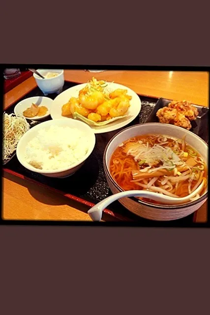 健診帰りにランチ。600円。海老マヨ定食(人ﾟ∀ﾟ*)|amiさん