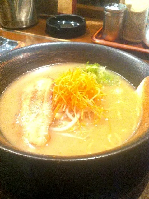 げん家ラーメン 豚骨醤油|せんせさん