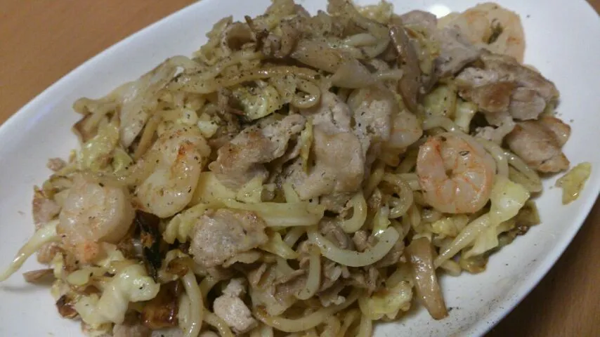 Snapdishの料理写真:こちらはあっさり塩焼そば|cookingパパ五郎さん