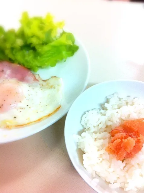 明太子と目玉焼きの簡単朝食|さえっこさん