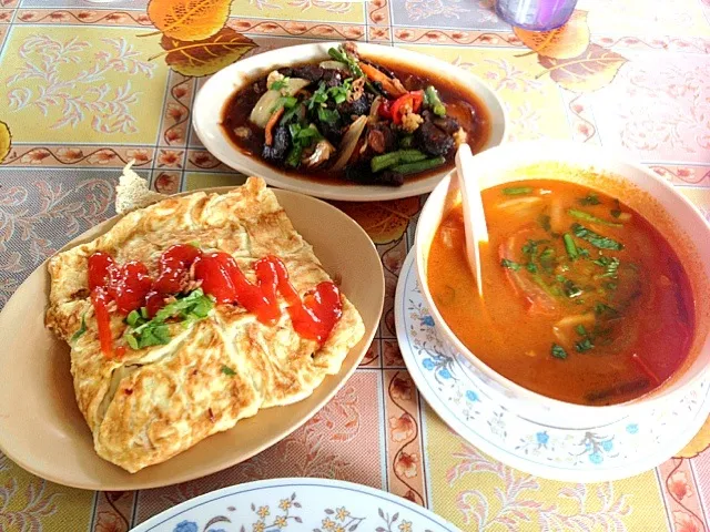 Paprik daging / telur bungkus / Tom Yam Campur|884さん