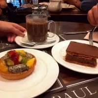 Snapdishの料理写真:Fresh Multifruit Tart + Chocolate Mille Feuille|WHさん